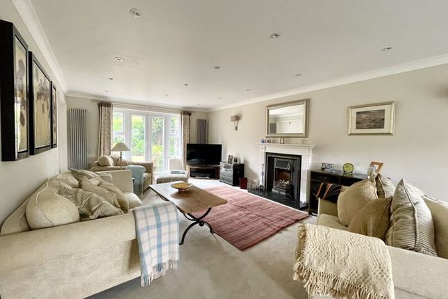 39, The Haydens, Tonbridge photo 3