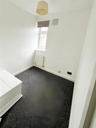 Terraced house to rent in Swan Way, Enfield
