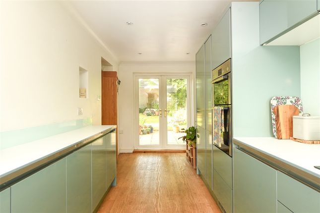 London Road Watersfield, Pulborough photo 4