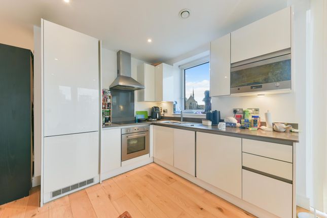 202 Prince Court 5, Nelson Street, London photo 2
