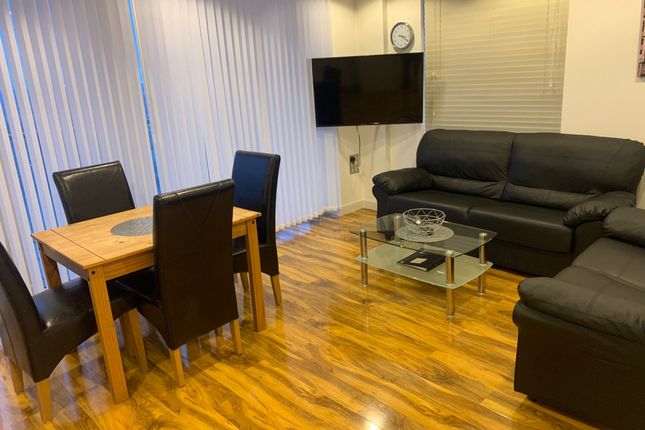 Apartment 17.12 Pink, No.1 Media City, Salford photo 2