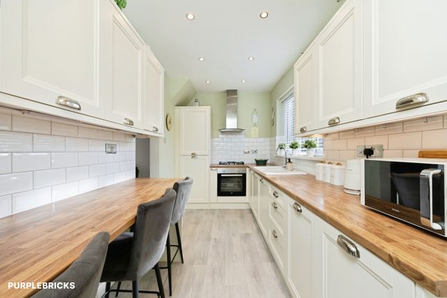 10, Stead Street, Wallsend photo 4
