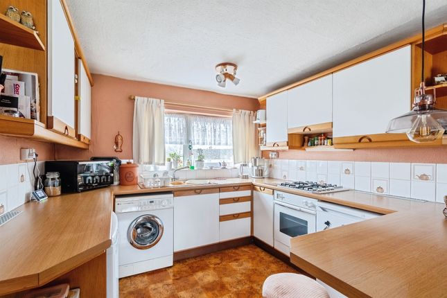 18, Leylands Road, Corsham photo 4