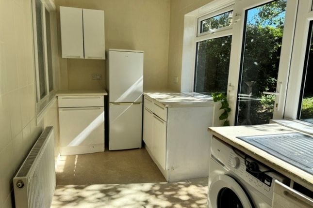 75, Greenleaf Gardens, Polegate photo 5