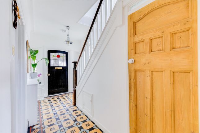 20, Dorchester Avenue, Cardiff photo 3