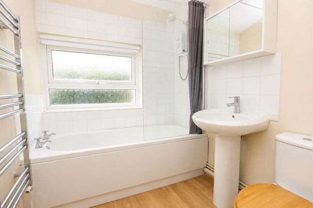 3, Sole Close, Norwich photo 4
