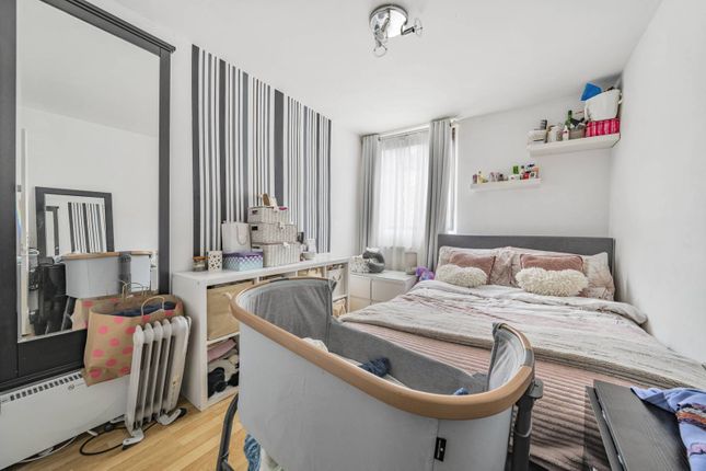 Flat for sale in Orchardson Street, Marylebone, London