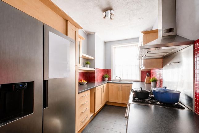Flat 25, Enfield Cloisters, Hoxton photo 5