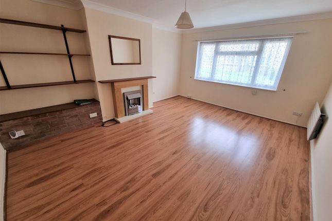 27, Minden Road, SUDBURY photo 2