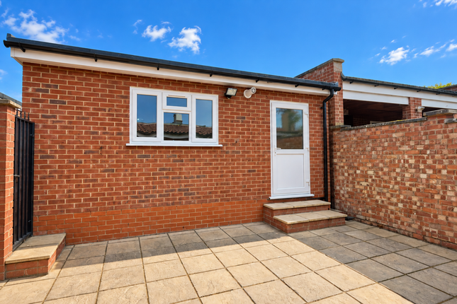 96A, Rosemary Avenue, Hounslow West photo 3