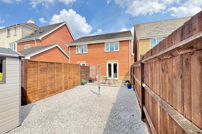 67 Thyme Avenue, Whiteley, Fareham photo 3