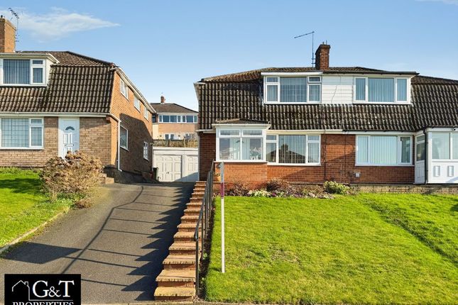 3-bed house on 47 London Heights, Dudley, £220,000