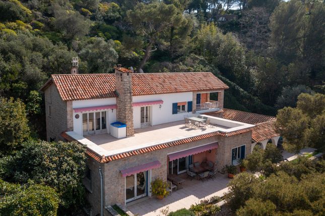 Villa for sale in Saint-Jean-Cap-Ferrat, Alpes-Maritimes, Provence-Alpes-Côte D'azur, France