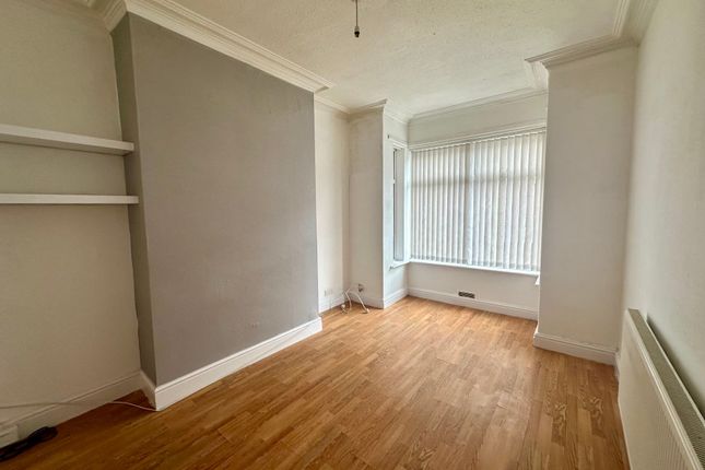 West End Avenue, Balby photo 2