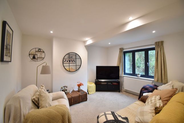 Church Crescent, Maidstone photo 2