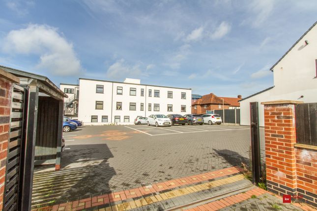 Flat for sale in Upper House, Hinckley, Leicestershire