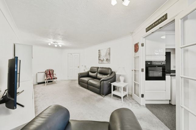 Watersedge Court, Wharfside Close, Erith photo 4
