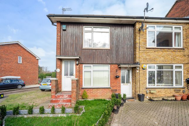 2-bed maisonette on 9, Bronsdon Way, Buckinghamshire, £290,000