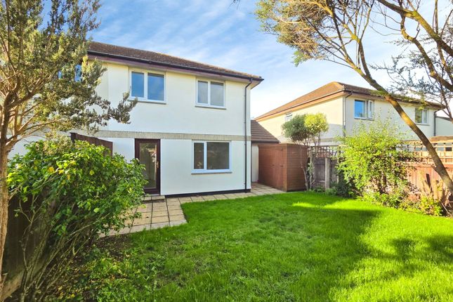 14 Tredinnick Wood Close, Helston Cornwall, Cornwall photo 3