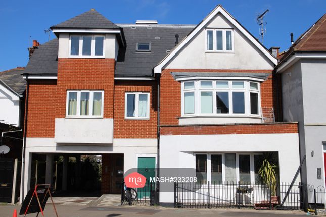 Thumbnail Flat to rent in Hatfield Road, St.Albans