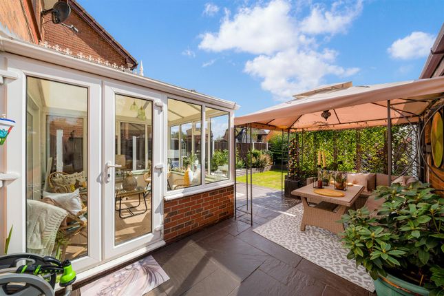 9, Grovewood Gardens, Prescot photo 4