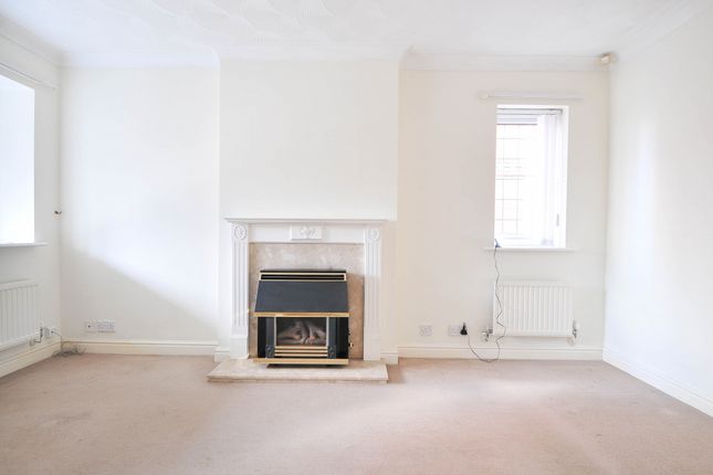 Town house to rent in The Gateways, Pendlebury, Swinton, Manchester M27