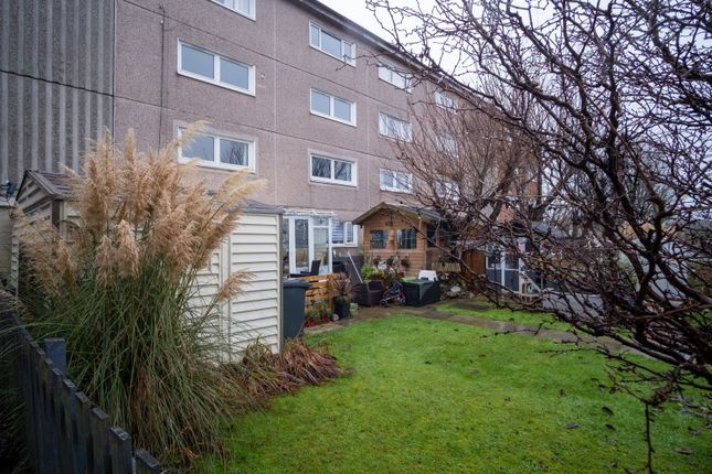 Flat for sale in Don Drive, Livingston