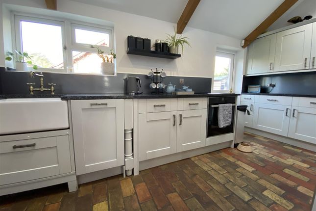Cottage for sale in Bower House Tye, Polstead, Colchester