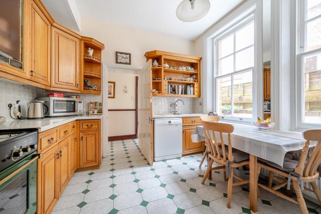 6, Macdonald Road, Friern Barnet photo 4