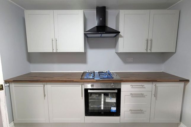 25 Derby Street, Sunderland photo 2