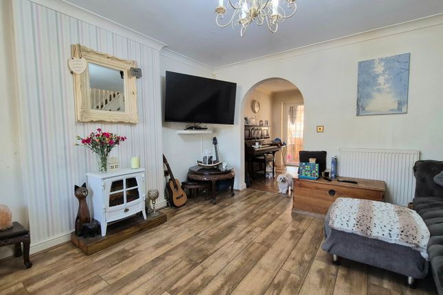 12, Hereford Grove, Upholland photo 2