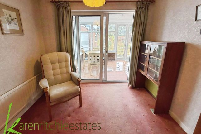 Thornham Drive, Bolton photo 4