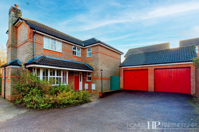Thumbnail Detached house for sale in Birchwood Close, Maidenbower, Crawley