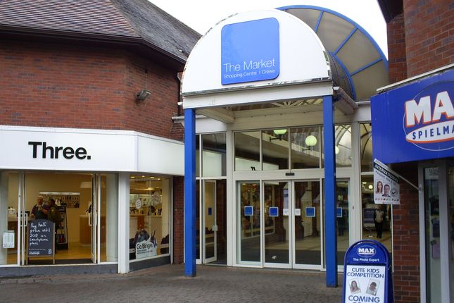 Retail premises to let in Market Centre Shopping Centre, Crewe