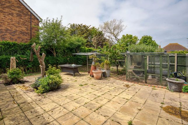 Detached house for sale in Fitzroy Avenue, Broadstairs