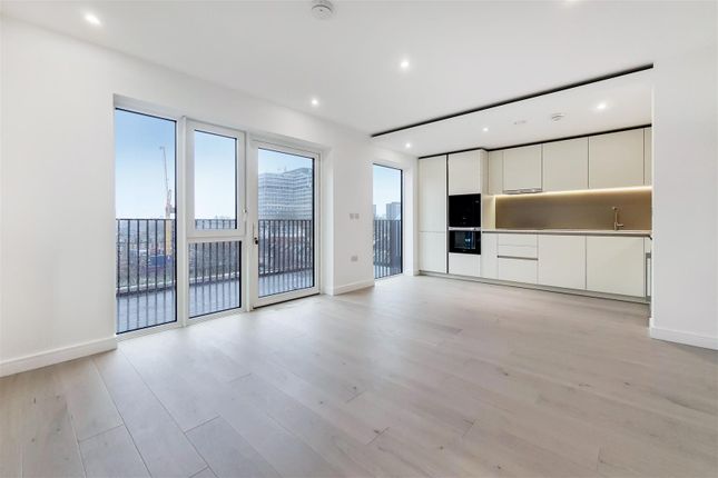 Flat 40 Staniforth Court, Tierney Lane, London photo 2