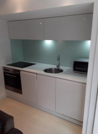 432 Manor Mills, Leeds photo 3