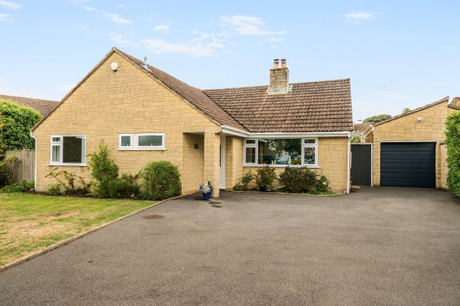 3-bed bungalow on 2, Jeffries Close, Ilminster, £475,000