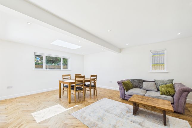 44, Penland Road, Haywards Heath photo 4