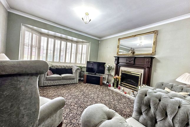 5, Finstock Court, Newcastle upon Tyne photo 2