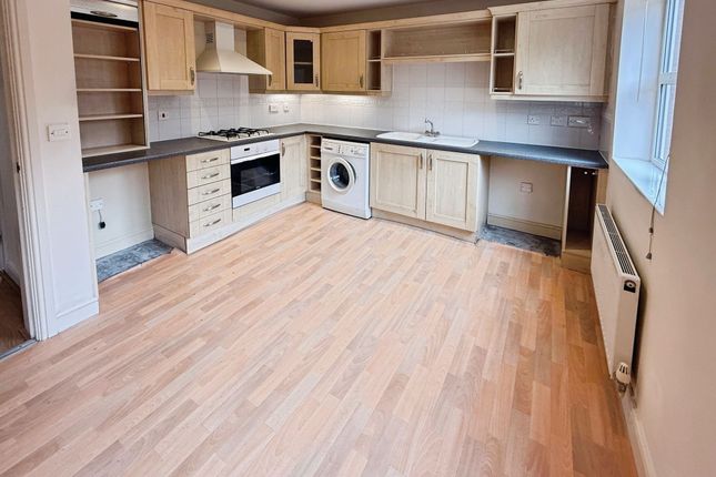 45 Gatcombe Way, Telford photo 2