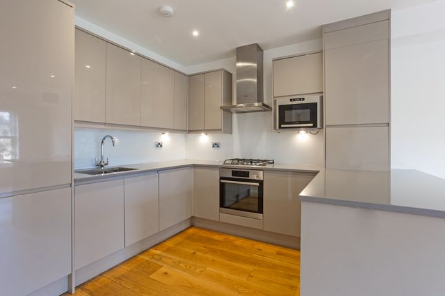 Flat for sale in Station Approach, Great Missenden