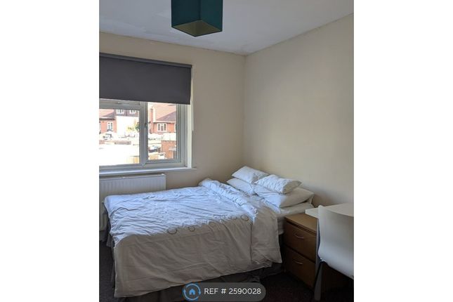 Bright Room With Double Bed
