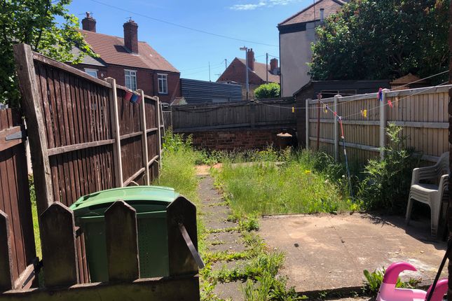 Thumbnail Terraced house to rent in Nimmings Road, Halesowen