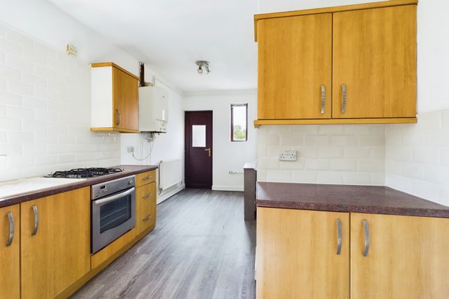 23, Redwood Avenue, Wigan photo 4