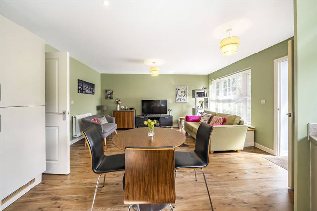 Maisonette for sale in Wells View Drive, Bromley
