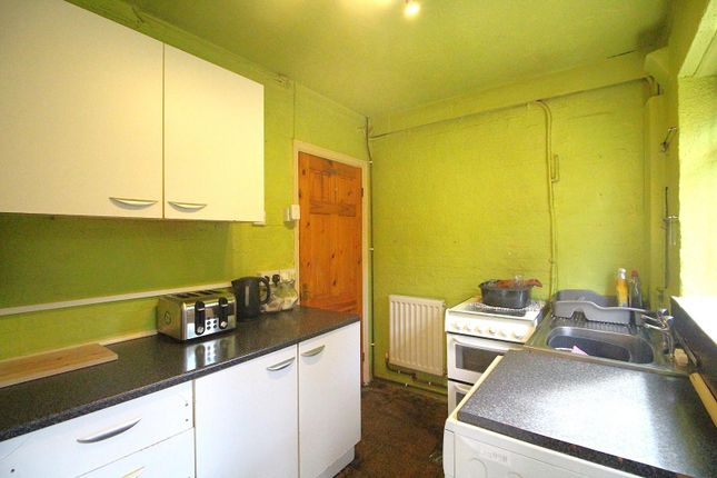124, Lawton Moor Road, Manchester photo 5