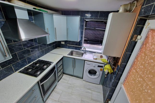 31 Audley Road, Levenshulme photo 3