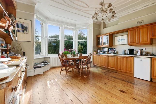 Terraced house for sale in Clapham Common, London