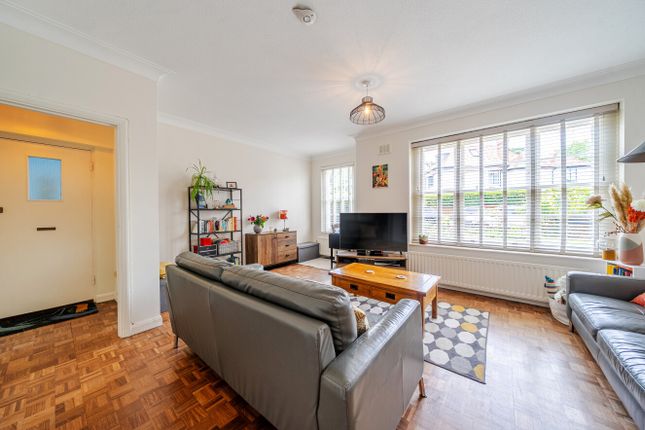 43, Parkside, London photo 4